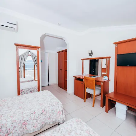 Hotel Yel 3*