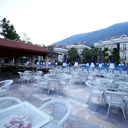 Yel Hotel 3*